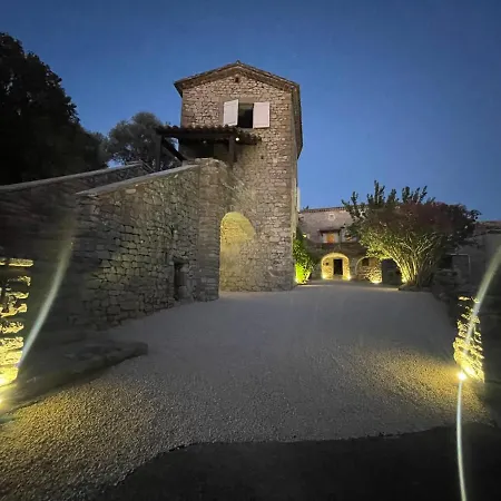Mas Sogusthenna Feriehus *