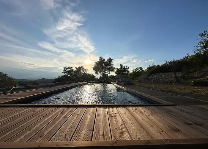 Mas Sogusthenna Casa de Férias Mons (Gard)